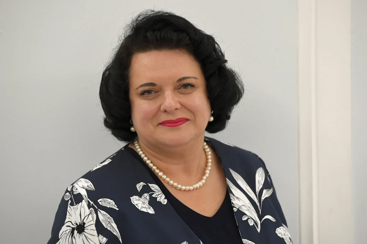 Posłanka Prawa i Sprawiedliwości z Tarnowskich Gór Barbara Dziuk ciężko przechodzi Covid-19. Od ponad tygodnia jest w szpitalu. Dopiero ostatnio stan jej zdrowia się poprawił.