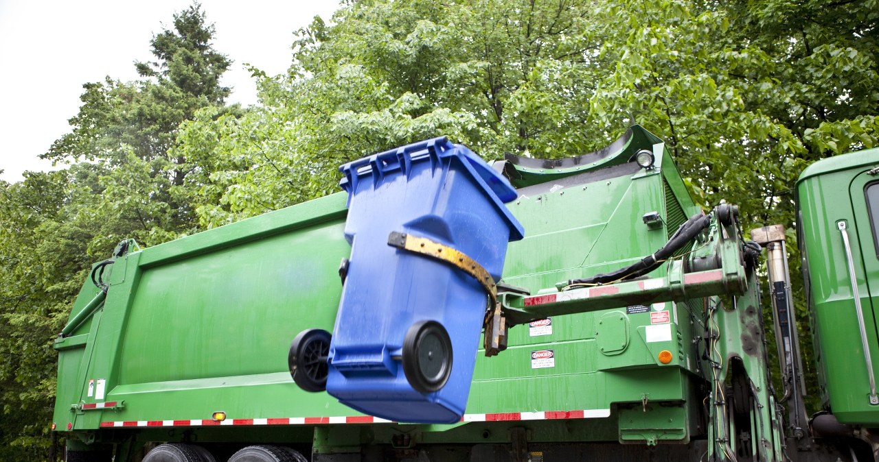 Wyższe opłaty za wywóz śmieci. Od kwietnia wzrosną choćby o 40 proc.