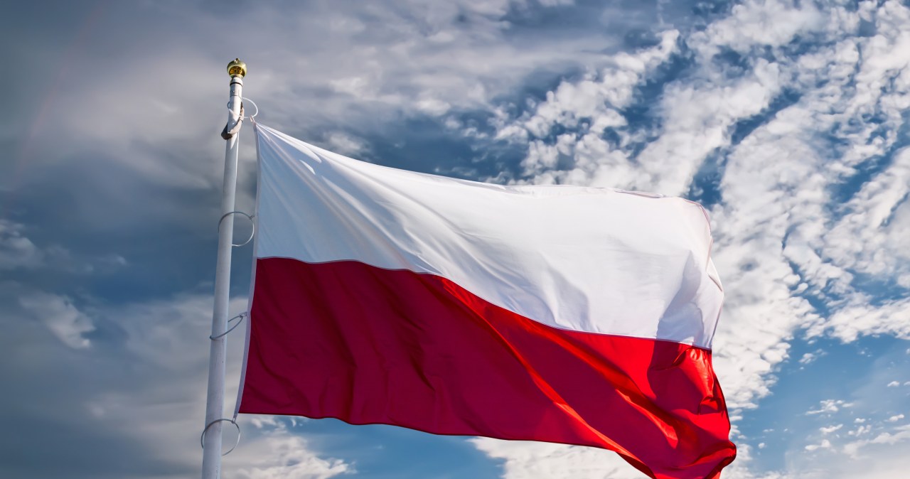 2 maja: Dzień Flagi RP. Kiedy i kto powinien wywiesić flagę?