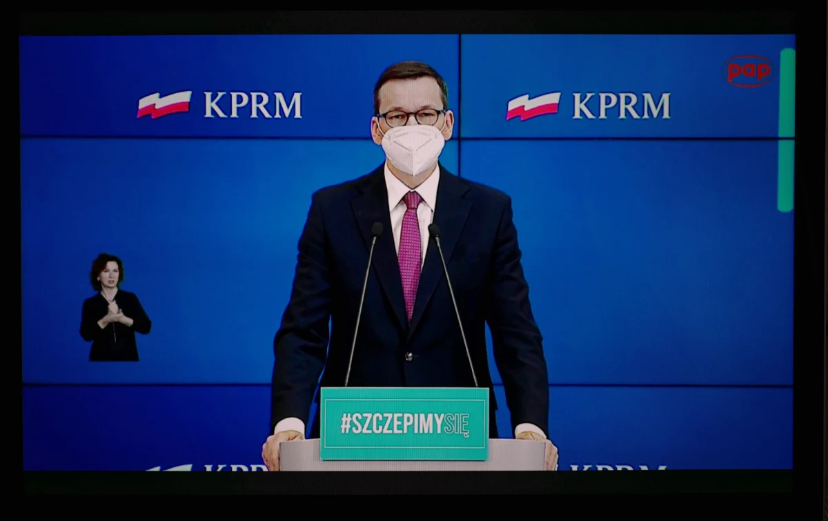 Chcemy uruchomić kolejne środki do 30 mld zł dla przedsiębiorstw i objąć pomocą kolejne kody PKD. Dotychczasowe wsparcie dla przedsiębiorców to ponad 200 mld zł - powiedział podczas czwartkowej konferencji prasowej premier Mateusz Morawiecki.