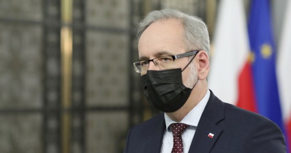 Adam Niedzielski o czarnym scenariuszu: 15 tys. zakażeń dziennie na koniec września - Vimarsana News