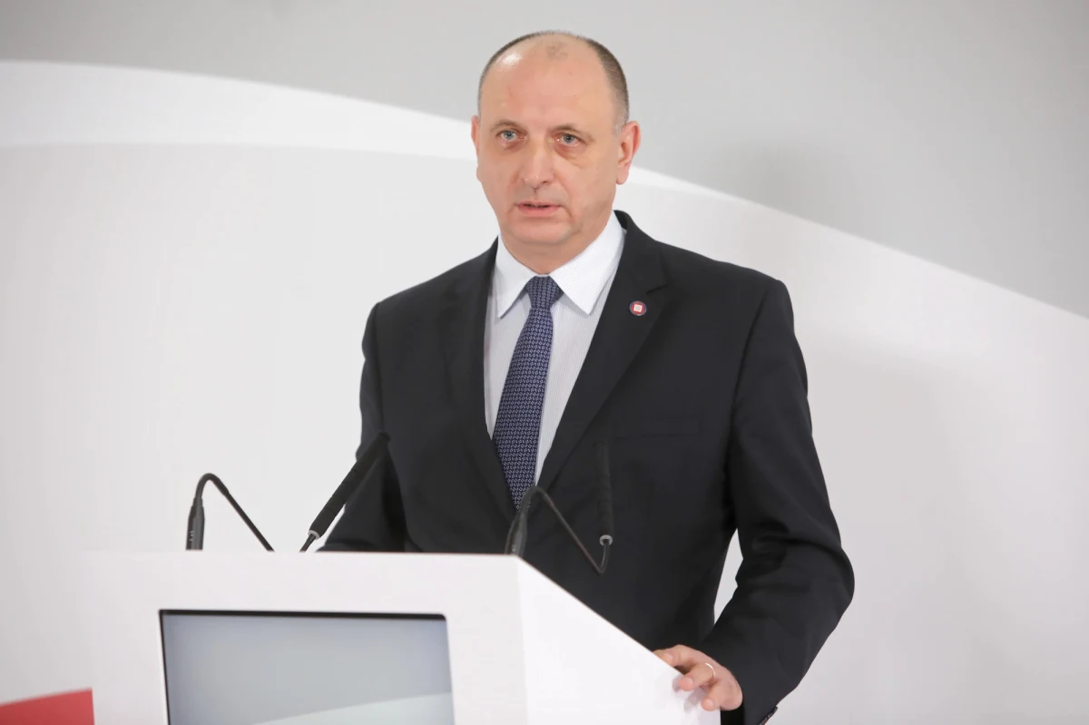 Rzecznik Odpowiedzialności Zawodowej Naczelnej Rady Lekarskiej chce przesłuchać Głównego Inspektora Sanitarnego w sprawie jego wniosku o ukaranie doktora Pawła Grzesiowskiego.