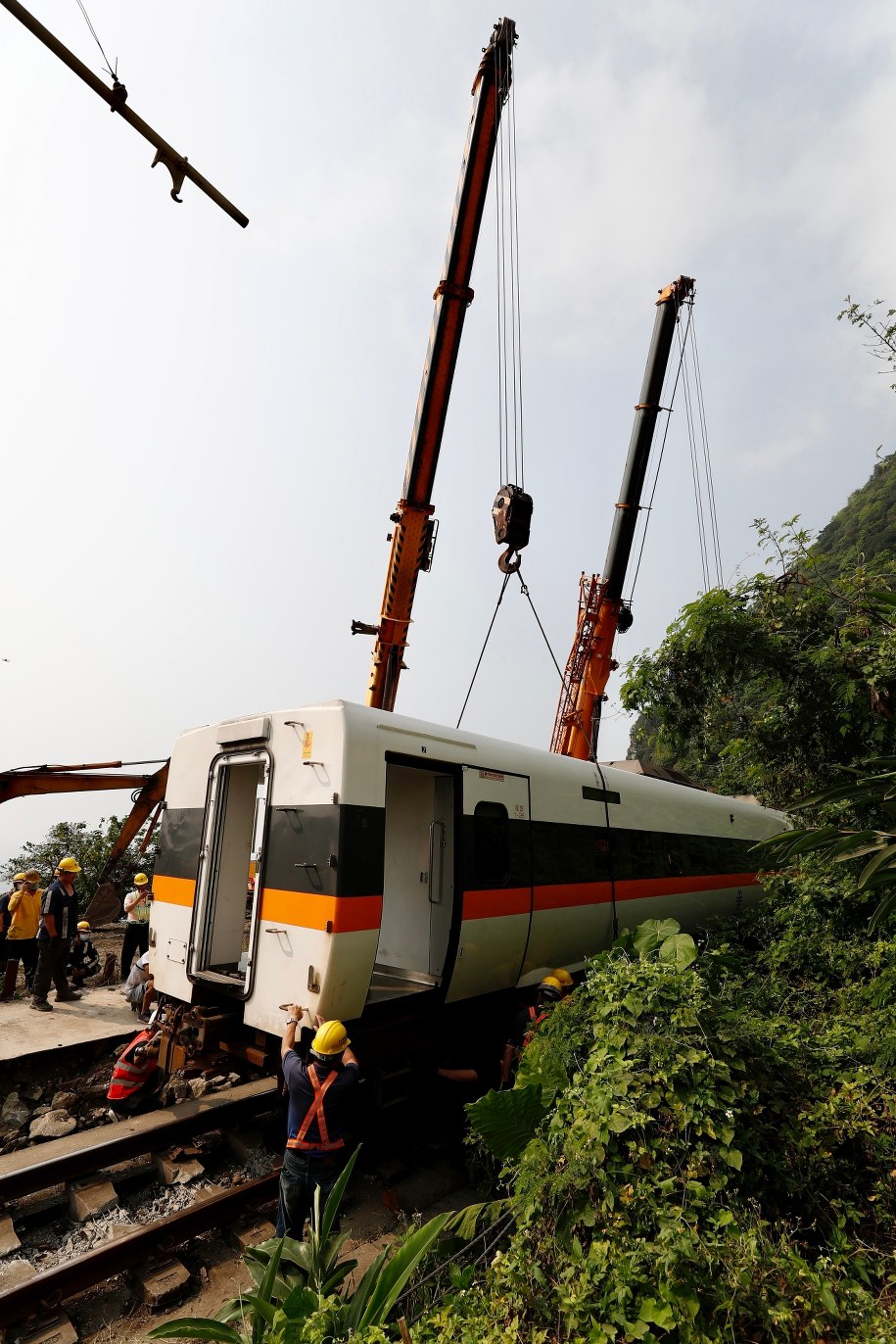 /RITCHIE B. TONGO /PAP/EPA