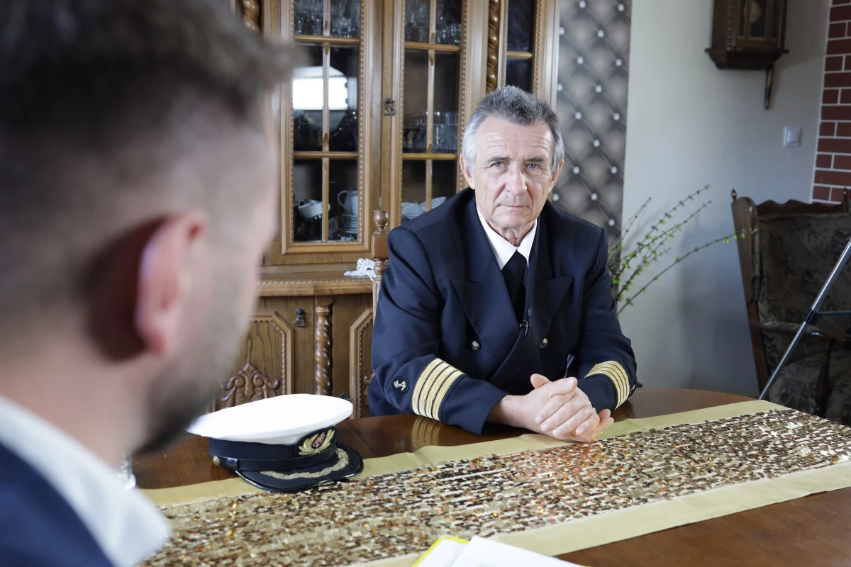 "W więzieniu, nie ma świąt. Wielkanoc jest tam zwykłym dniem" - mówi w specjalnym wywiadzie dla RMF FM kapitan Andrzej Lasota. Rok i 9 miesięcy spędził w meksykańskim więzieniu. Tamtejsi śledczy zarzucili Polakowi przemyt narkotyków. Stało się tak, mimo, że kapitan sam zawiadomił policję o podejrzanych pakunkach w ładowni statku. 