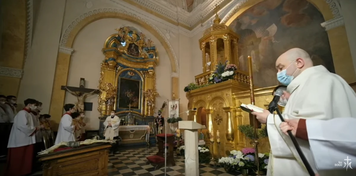 W Niedzielę Zmartwychwstania Pańskiego przeprowadziliśmy transmisję uroczystej mszy rezurekcyjnej z Sanktuarium Grobu Bożego w Przeworsku. Zapraszamy do obejrzenia uroczystości. 