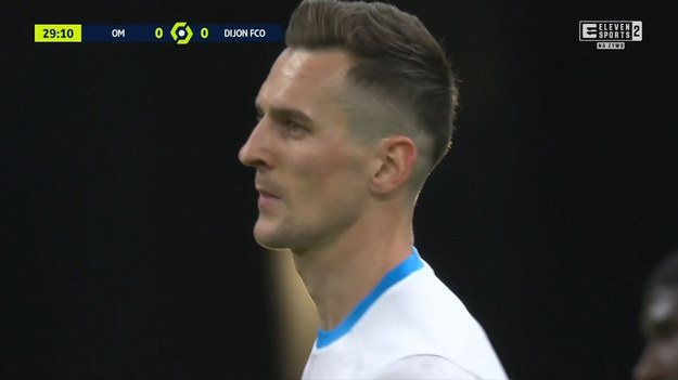 Olympique Marsylia spełnił plan minimum i pokonał Dijon 2-0. Arkadiusz Milik rozpoczął mecz w składzie gospodarzy, jednak nie trafił do siatki i w 80. minucie został zmieniony.
Olympique powoli zmierza w górę tabeli i piłkarze z Marsylii mają jeszcze szansę powalczyć o europejskie puchary. Gospodarze dzisiejszego starcia byliby zdecydowanie bliżej tego celu, gdyby nie ostatnia porażka w derbach Lazurowego Wybrzeża. 

