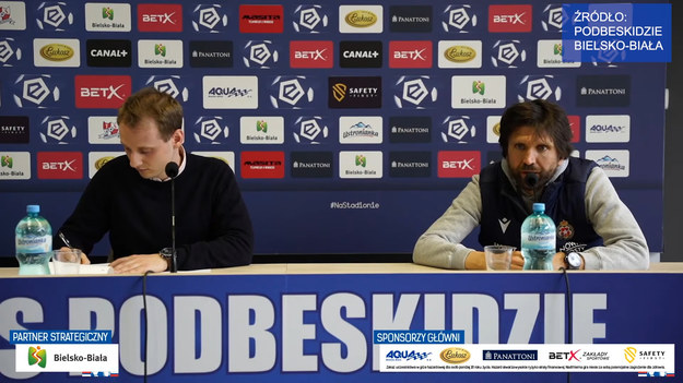 Konferencja trenera Wisły Kraków Petera Hyballi po meczu 23. kolejki PKO Ekstraklasy z Podbeskidziem Bielsko-Biała. 