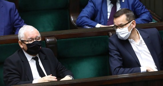 "Ma moje poparcie i zaufanie" – stwierdził w wywiadzie dla "Gazety Polskiej" prezes Prawa i Sprawiedliwości Jarosław Kaczyński, zapytany o premiera Mateusza Morawieckiego. "Gdyby nie miał, to nie byłby tym, kim jest" – dodał. 