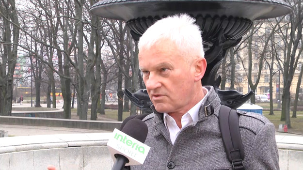 Sytuacje oczywiste powinny być podejmowane od razu przez VAR. Nie powinno być tego całego korowodu polegającego na zbieganiu do monitora. Jeżeli sytuacja jest oczywista, to podejmowanie decyzji nie powinno aż tyle trwać - mówi w rozmowie z Interią Michał Listkiewicz, były prezes PZPN, były międzynarodowy sędzia.