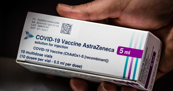 Szef zespołu ds. oceny szczepionek Europejskiej Agencji Leków (EMA) Marco Cavaleri powiedział, że "obecnie coraz trudniej twierdzić, że nie ma związku przyczynowo-skutkowego między szczepionką AstraZeneki (przeciw Covid-19) a bardzo rzadkimi nietypowymi przypadkami zakrzepów krwi".