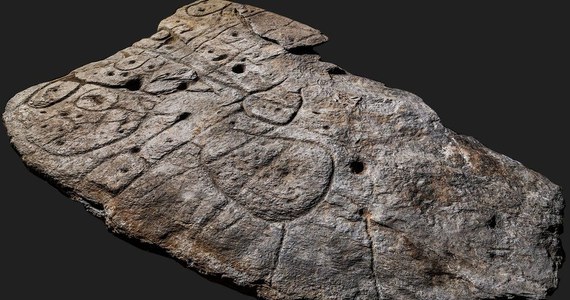 Pochodzący z epoki brązu głaz może być najstarszą mapą w Europie. Naukowcy doszli do wniosku, że przedstawia zachodni skrawek Bretanii. 