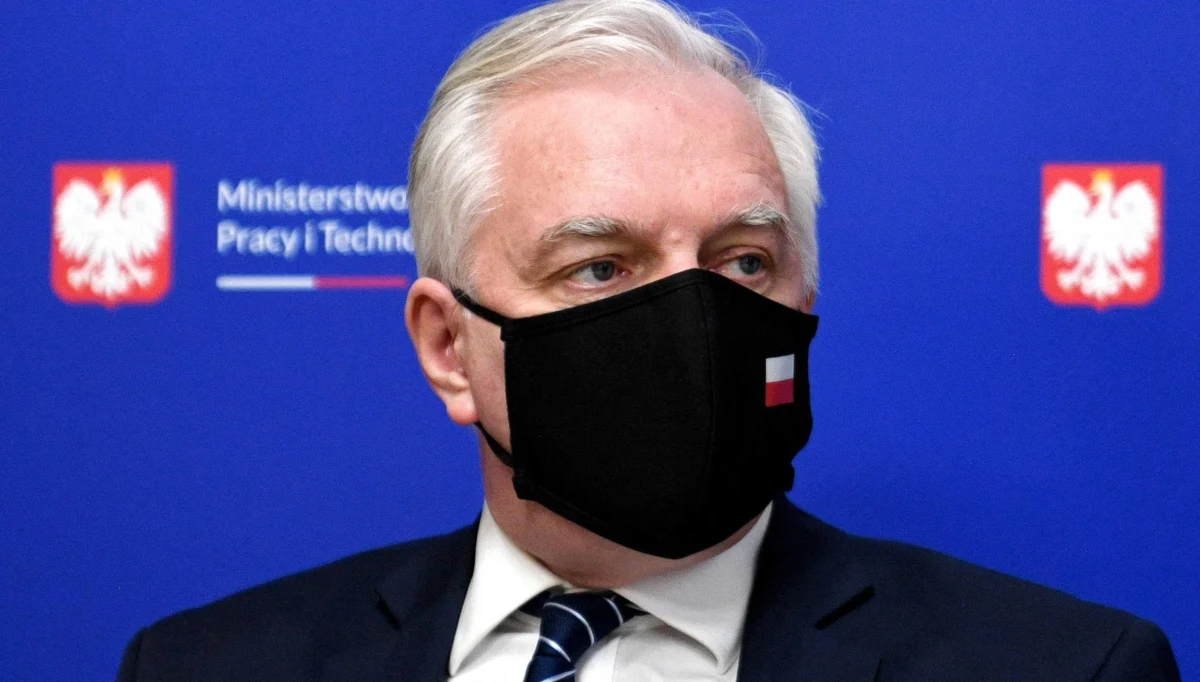 W ostatnim czasie naturalne różnice między koalicjantami przekroczyły masę krytyczną, można jednak z tej drogi zawrócić - powiedział w wywiadzie dla "Super Expressu" wicepremier, lider Porozumienia Jarosław Gowin. Albo się porozumiemy, albo w ciągu roku czekają nas wcześniejsze wybory - stwierdził.