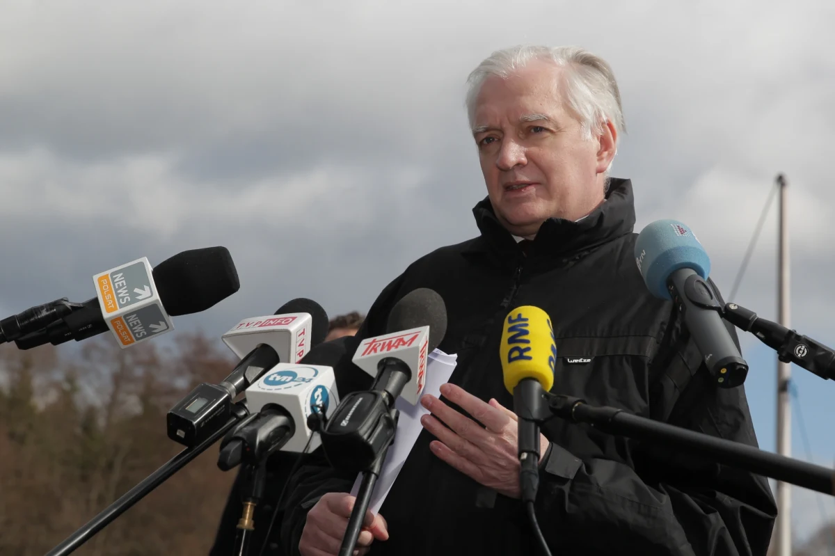 Wicepremier Jarosław Gowin obiecuje nowy program pomocowy dla województwa warmińsko-mazurskiego. Premier Mateusz Morawiecki jednak mocno się od tego pomysłu dystansuje. Mamy więc tarcie w rządzie w sprawcie wsparcia dla regionu najdłużej objętego drastycznymi, koronawirusowymi obostrzeniami.