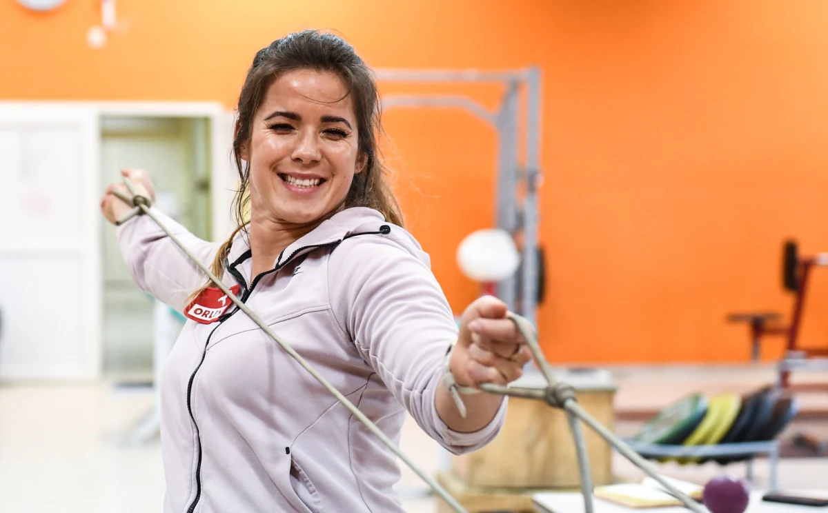 Sezon halowy za nami, a więc do rywalizacji mogą wrócić przedstawiciele dyscyplin rozgrywanych na otwartych stadionach. Taką zawodniczką jest Maria Andrejczyk, której oszczep lata na treningach wyjątkowo daleko. Polka szykuje się do igrzysk olimpijskich, ale wcześniej musi dobrze zaprezentować się na innych ważnych imprezach.