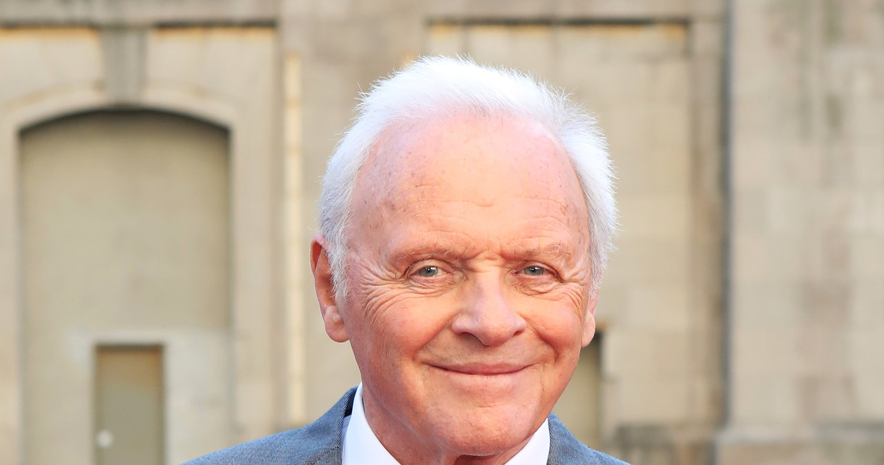 Anthony Hopkins, który w grudniu skończy 84 lata, w niedzielę (11 kwietnia) przeszedł do historii jako najstarszy zdobywca nagrody BAFTA dla najlepszego aktora pierwszoplanowego. Legendarny gwiazdor kina nie wziął jednak udziału w wirtualnej ceremonii, ponieważ... był pochłonięty malowaniem obrazu.