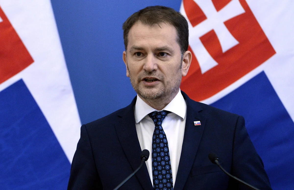 Od poniedziałku Słowacja ma odejść od części restrykcji związanych z koronawirusem, między innymi w po raz pierwszy od czterech miesięcy zostaną otwarte sklepy. O warunkach znoszenia ograniczeń poinformował we wtorek były premier, aktualnie minister finansów Igor Matovicz.