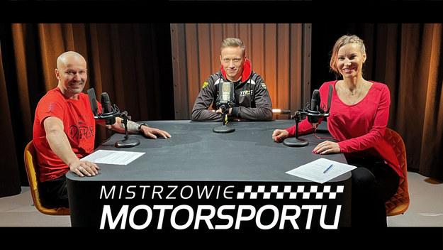 Karolina Pilarczyk i Mariusz Dziurleja prowadzą cykl wywiadów z mistrzami różnych dyscyplin sportów motorowych. W tym odcinku o swojej przygodzie sportowej opowiada Gabriel Marcinów.