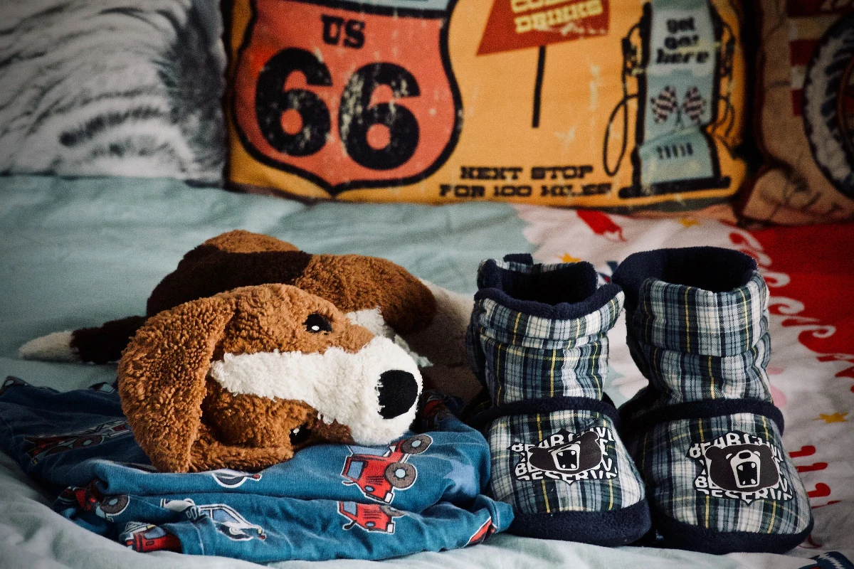 7-letni chłopiec w nocy na osiedlowych uliczkach w Łukowie (Lubelskie) szukał swojej mamy, która wyszła z domu. Okazało się, że kobieta jest nietrzeźwa. Dziecko trafiło pod opiekę babci. 