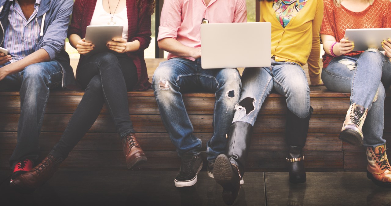 Aplikacja dla studentów pod lupą. W tle chiński gigant Tencent