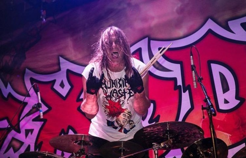 U Toma Huntinga, perkusisty amerykańskiej grupy Exodus, zdiagnozowano raka żołądka. 