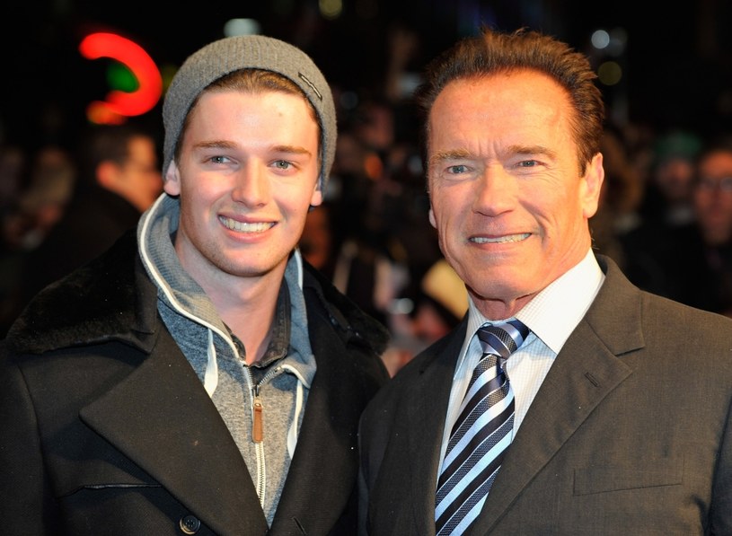 "I’ll be back" czy "Hasta la vista" to dwa z filmowych powiedzonek Arnolda Schwarzeneggera, które nie tylko przeszły do historii kina, ale też przeniknęły do mowy potocznej. Jak się okazuje, popularny Arnie korzysta z nich na co dzień, o czym opowiedział w programie Kelly Clarkson syn gwiazdora, Patrick Schwarzenegger.