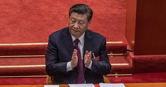 Zmiany klimatyczne "nie mogą stać się kwestią geopolityczną" - stwierdził prezydent Chin Xi Jinping w piątek podczas francusko-niemiecko-chińskiego wirtualnego szczytu klimatycznego zainicjowanego przez prezydenta Francji Emmanuela Macrona.