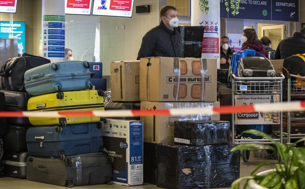 Ministrowie spraw zagranicznych państw Grupy Wyszehradzkiej w poniedziałkowym oświadczeniu wyrazili solidarność z ostatnimi działaniami Czech. "Potępiamy wszystkie działania zagrażające bezpieczeństwu suwerennych państw i ich obywateli" - czytamy w deklaracji.