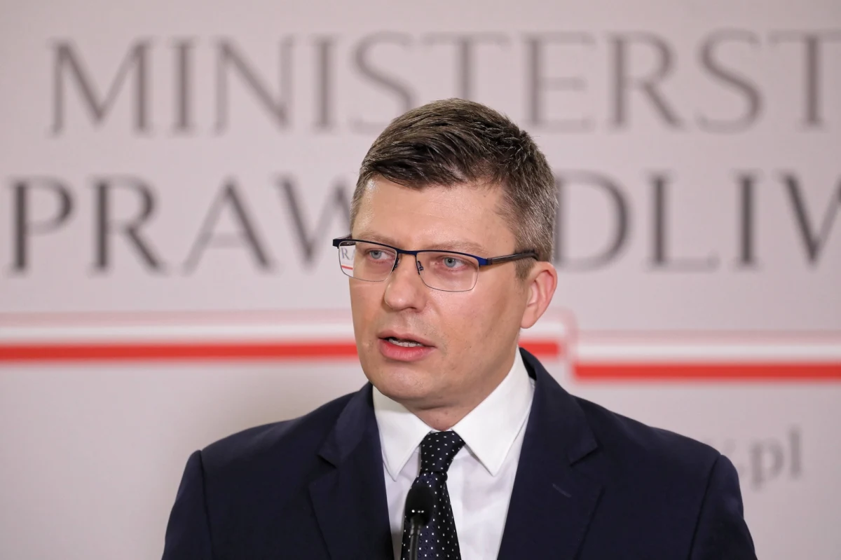 Wybory na prezydenta Rzeszowa 2021. Jednym z polityków walczących o prezydenturę w Rzeszowie jest Marcin Warchoł. Co wiemy o kandydacie? Jak przebiegała jego kariera i jaki ma program wyborczy? Sprawdź!