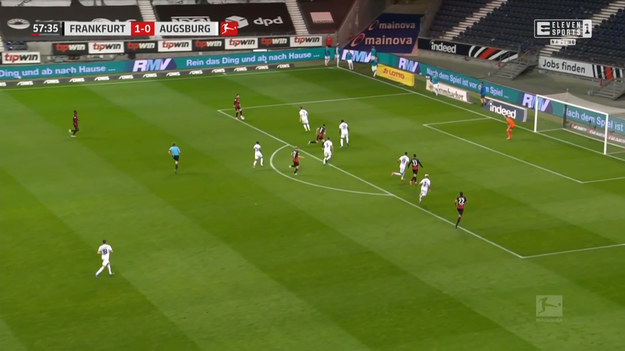 20 kwietnia na Deutsche Bank Park we Frankfurcie nad Menem odbył się pojedynek 30. kolejki niemieckiej Bundesligi pomiędzy drużynami Eintrachtu Frankfurt i FC Augsburg. Mecz zakończył się zwycięstwem Eintrachtu Frankfurt 2-0.

