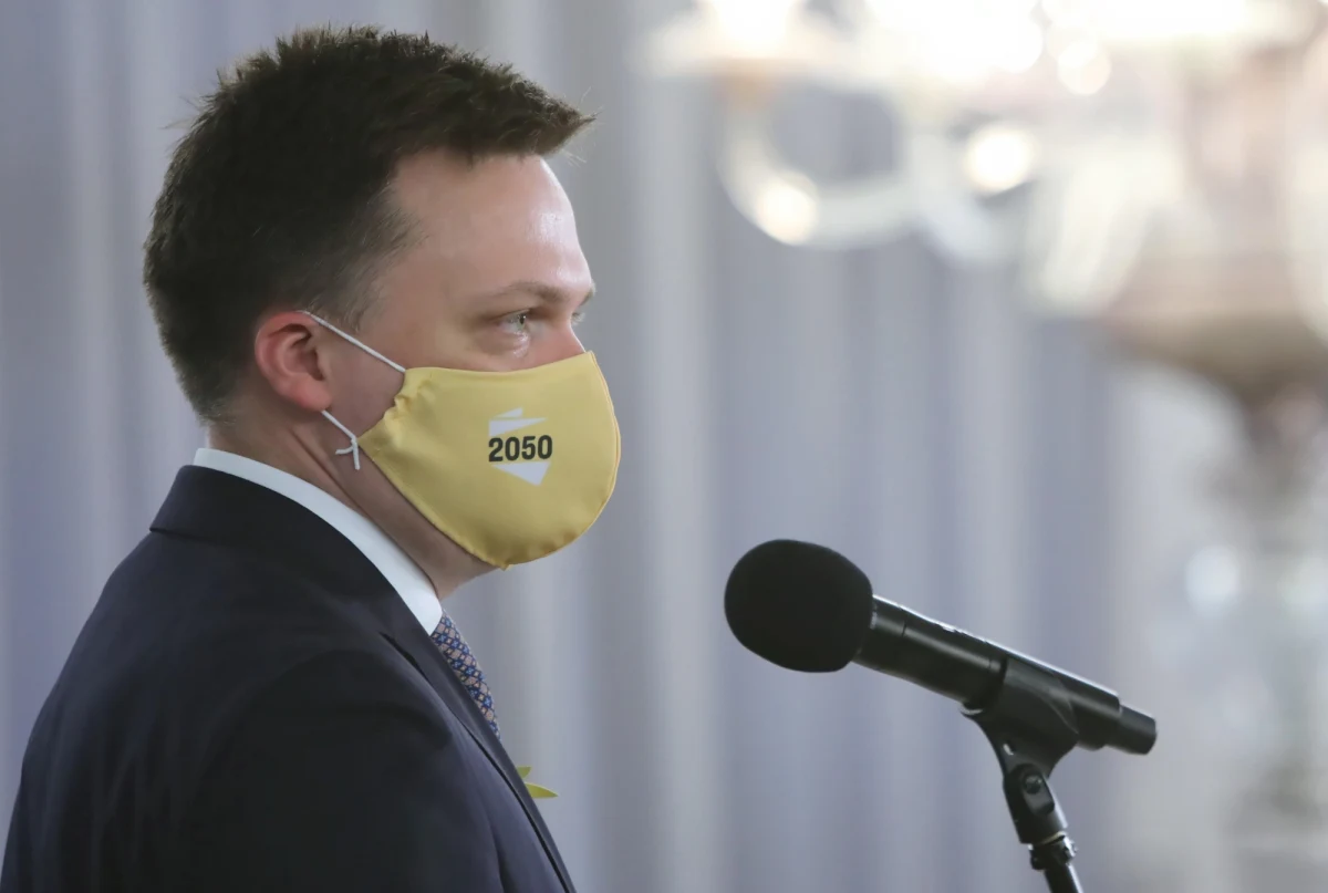 ​PiS wygrałoby wybory, ale nie miałoby szans na samodzielne rządy - wynika z sondażu IBRiS dla "Wydarzeń" Polsatu. Z kolei wśród najmłodszych wyborców cieszą się Lewica i Konfederacja.