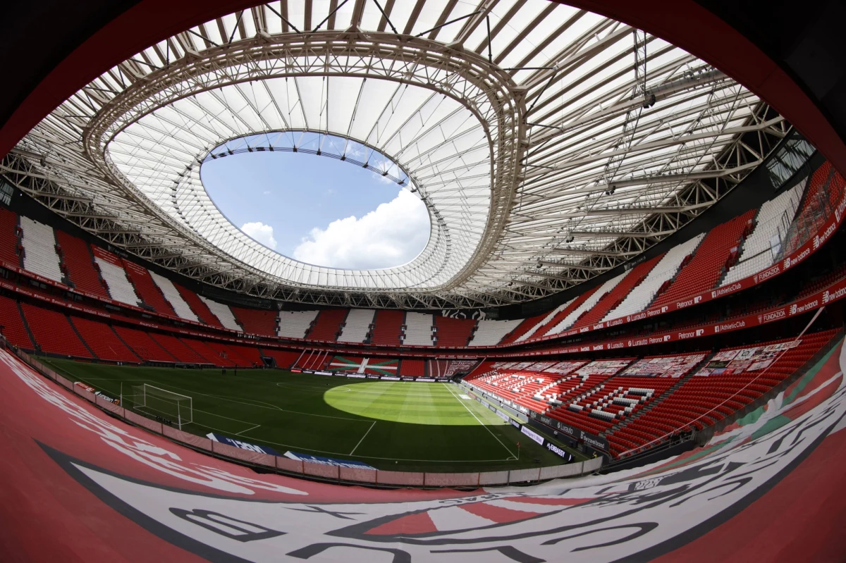 Stadion San Mames w Bilbao nie będzie gościć tegorocznych piłkarskich mistrzostw Europy - poinformowała w środę UEFA. Na tym obiekcie miał być rozegrany 19 czerwca mecz Hiszpanii z Polską.
