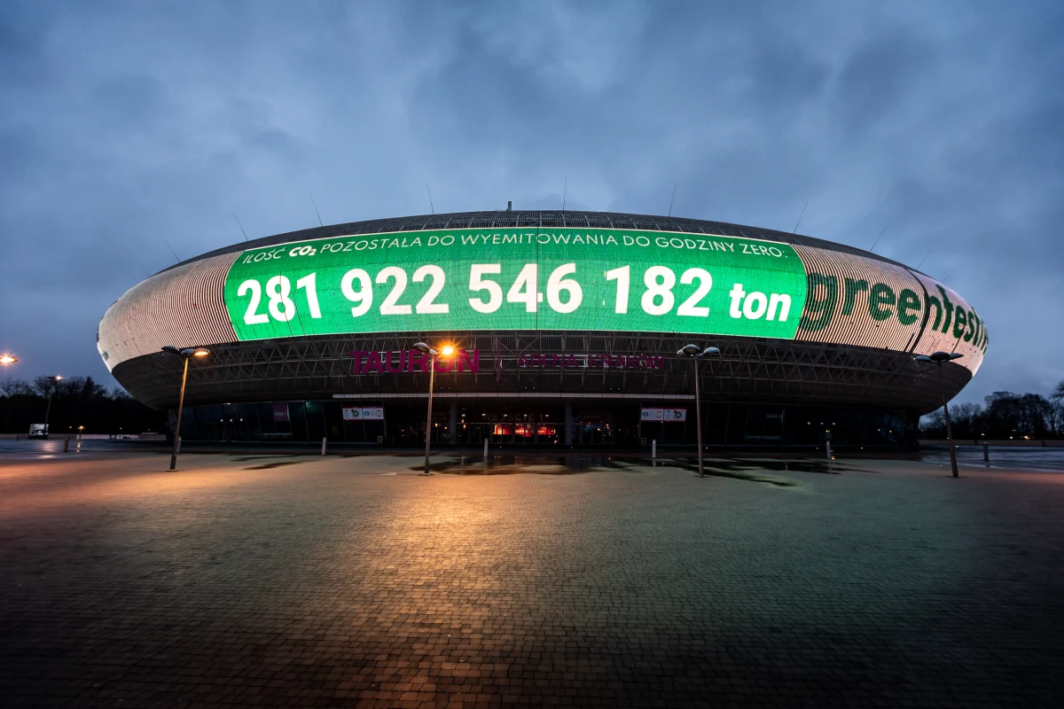 Mamy mniej niż siedem lat, aby ograniczyć skalę katastrofalnych w skutkach zmian klimatu. Jeśli ludzkość nie ograniczy emisji gazów cieplarnianych, w szczególności dwutlenku węgla (CO2) o 45 proc., to trwale zdestabilizujemy klimat i możemy nie być w stanie powstrzymać dalszego wzrostu temperatury. Ile czasu nam zostało? Możemy się o tym przekonać dzięki specjalnej aplikacji - Zegarowi klimatycznemu.