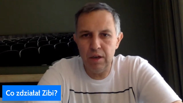Roman Kołtoń podsumowuje ostatni dni  w europejskim futbolu, który popadł w manię totalnej globalizacji. Jednak kibice na Starym Kontynencie mówią nie. Politycy - tak często na nich narzekamy - też mówią nie! Są korzenie tej gry - w historii, w kulturze, w życiu społecznym... Na ile Zbigniew Boniek - już jako wiceprezydent UEFA - może wpływać na zmiany w piłce? Na ile te zmiany podyktują ludzie pokroju Nassera Al-Khelaifiego, szefa PSG, który na ostatnich wydarzeniach niesamowicie urósł. Al-Khelaifi stanął na czele ECA, Europejskiego Stowarzyszenia Klubów, a prezydent UEFA, Aleksander Ceferin zapowiedział "luzowanie" finansowego fair-play... Przedstawiam też reformę Ligi Mistrzów od 2024 roku. Ta reforma jest skierowana na bogaczy. I niesłychanie trudno będzie to zmienić.

Cały odcinek dostępny pod linkiem:
https://www.youtube.com/watch?v=tz1timIj1Y0