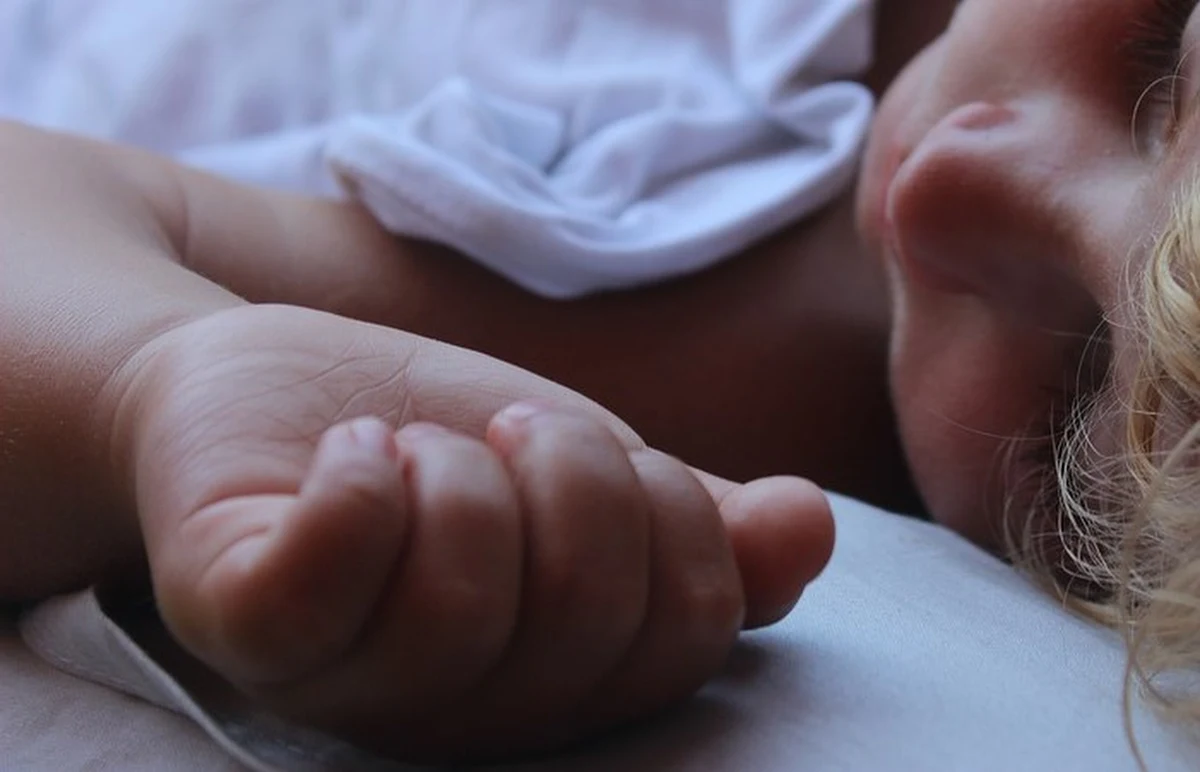 Przed Sądem Okręgowym w Poznaniu ruszył proces 22-letniej Anity W. z Chodzieży, oskarżonej o zabójstwo swojego 2-letniego syna Marcela. Kobieta miała udusić dziecko kołdrą. W sądzie tłumaczyła, że przykryła je, bo chciała, żeby przestało płakać. Matce chłopca i jej partnerowi zarzucono także znęcanie się nad 2-latkiem ze szczególnym okrucieństwem. Para miała m.in. bić i podduszać dziecko, dopuszczać do spożywania przez nie karmy przeznaczonej dla gryzoni oraz niedopałków papierosów.