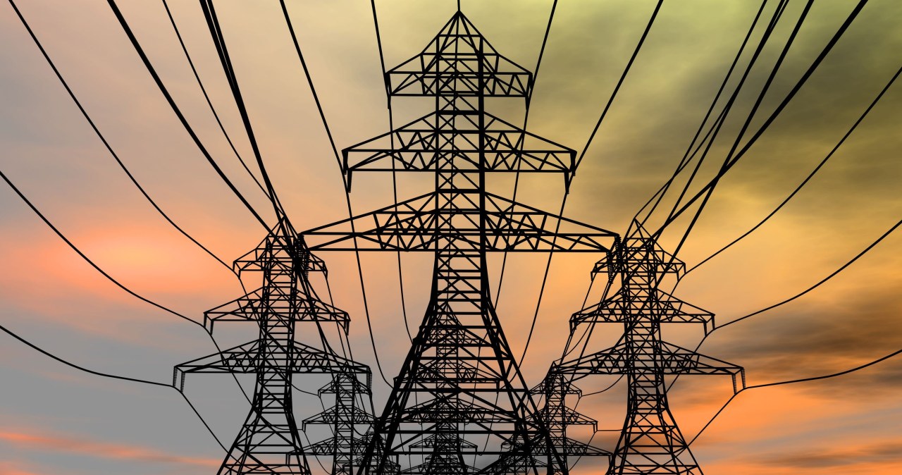 Rachunki za prąd idą mocno w górę przez AI. Zagrożenie dla Polski