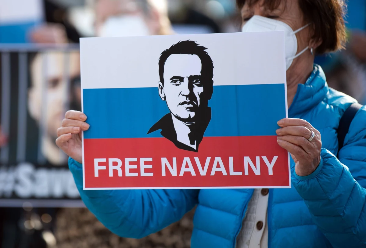 ​Moskiewski Sąd Miejski nakazał zawieszenie działalności Fundacji Walki z Korupcją i Fundacji Ochrony Praw Obywatelskich Ruchu Publicznego "Centrala Nawalnego" do czasu rozstrzygnięcia wniosku o uznanie ich za organizacje ekstremistyczne.