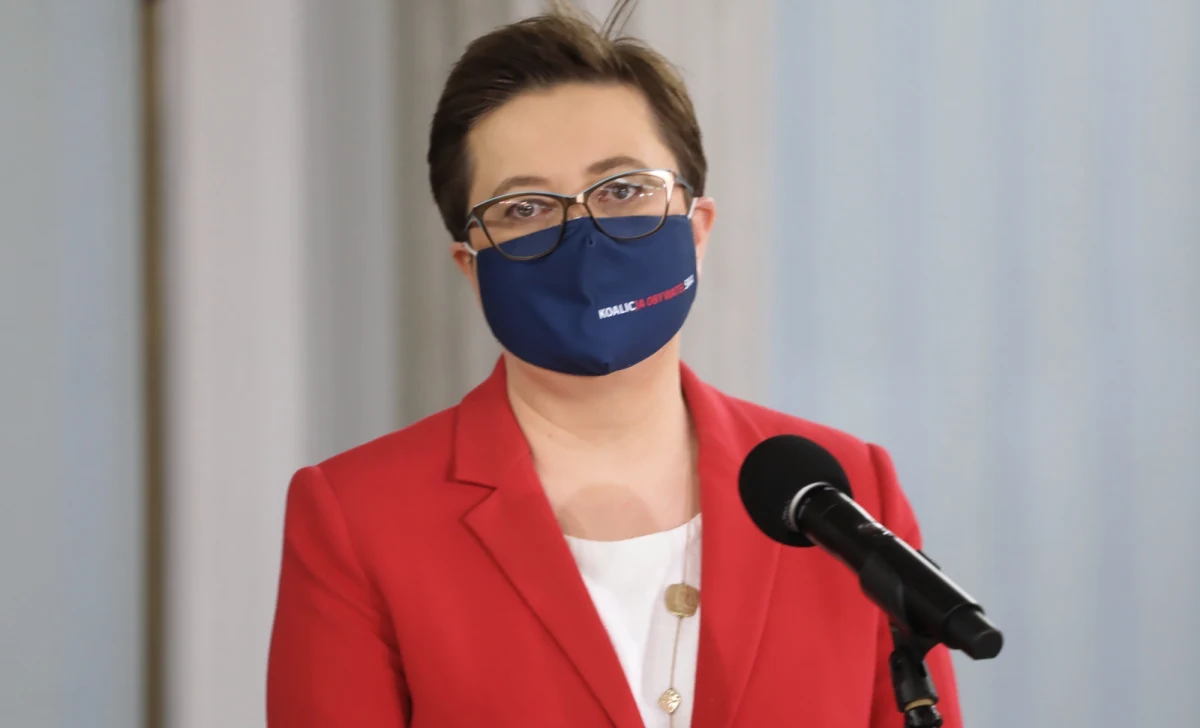 Lewica nie powinna współpracować z PiS w sprawie Funduszu Odbudowy, bo opozycja powinna mówić jednym głosem. W obecnej sytuacji decyzja o poparciu FO pozwala utrzymać władzę rządowi PiS i zachować odrębność Zbigniewowi Ziobrze - mówiła we wtorek Katarzyna Lubnauer (KO).