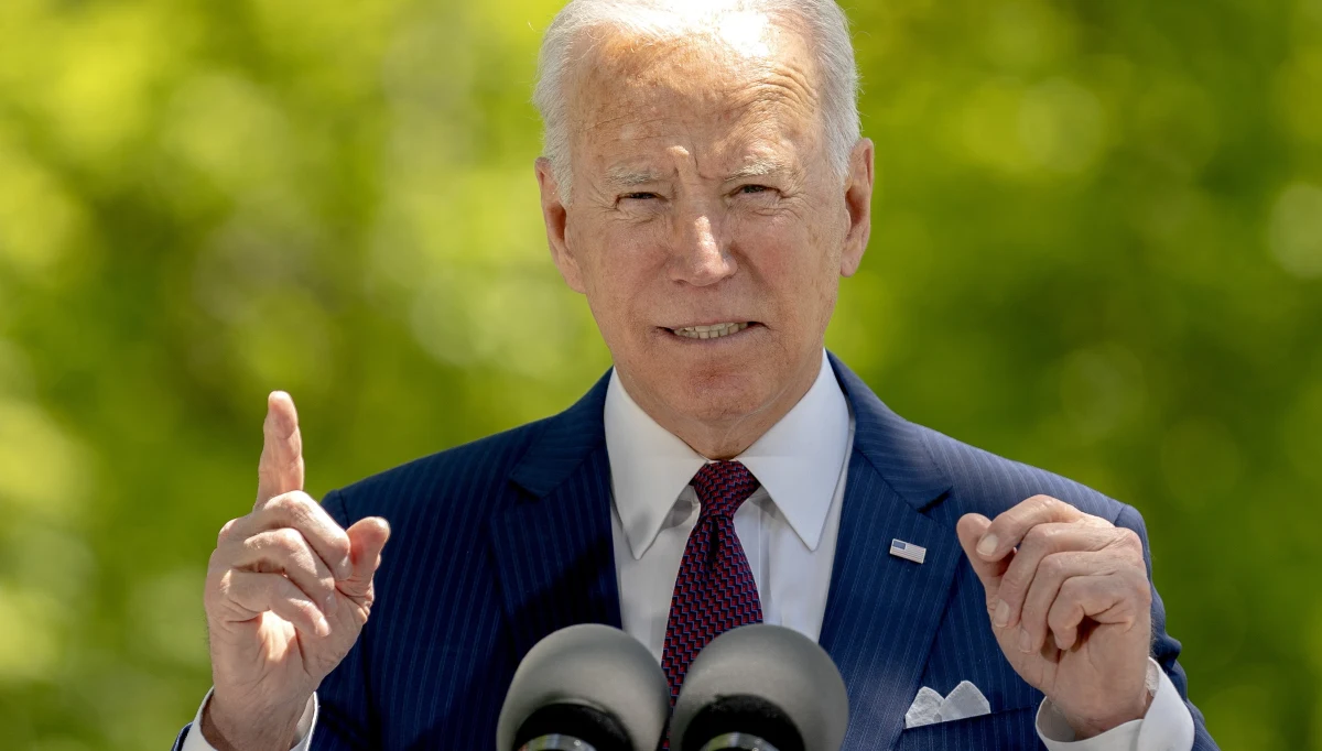 Po blisko stu dniach prezydentury poparcie dla Joe Bidena wynosi 60 procent - głosi sondaż portalu Politico. Amerykanie w większości pozytywnie oceniają jego działania na polu gospodarki oraz zwalczania epidemii. Krytyczni są wobec prezydenckiej polityki dotyczącej imigrantów.