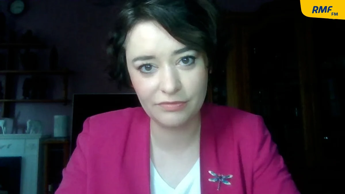 „Byliśmy przygotowani na takie reakcje, ponieważ znamy linię polityczną Platformy Obywatelskiej – ale znamy też poglądy Polek i Polaków” – tak Anna-Maria Żukowska odpowiedziała w Porannej rozmowie w RMF FM na zarzuty ze strony opozycji, że Lewica – zawierając z Prawem i Sprawiedliwością porozumienie ws. Krajowego Planu Odbudowy – zdradziła nie tylko samą opozycję, ale wręcz kraj. „Zdradą Polski, zdradą racji stanu byłoby odrzucenie planu Marshalla XXI wieku, 250 mld złotych dla Polski. Nasze dzieci, nasze wnuki, nasze prawnuki pytałyby potem: dlaczego?” – mówiła posłanka Lewicy.