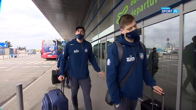 Siatkarze Grupy Azoty ZAKSA Kędzierzyn-Koźle polecieli do Werony na sobotni finał Ligi Mistrzów z Trentino Volley. Zobaczcie kulisy podróży.