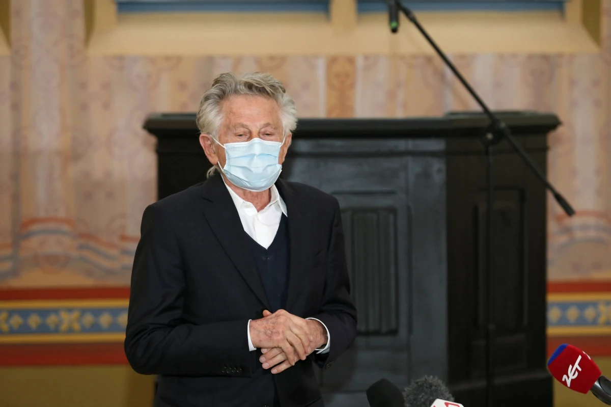 "The Palace" - to tytuł nowego filmu Romana Polańskiego, który wyprodukuje między innymi RAI Cinema. Reżyser napisał scenariusz razem z Jerzym Skolimowskim. Na razie, podkreślają włoskie media, niewiele wiadomo o filmie, do którego zdjęcia zaczną się na jesieni.