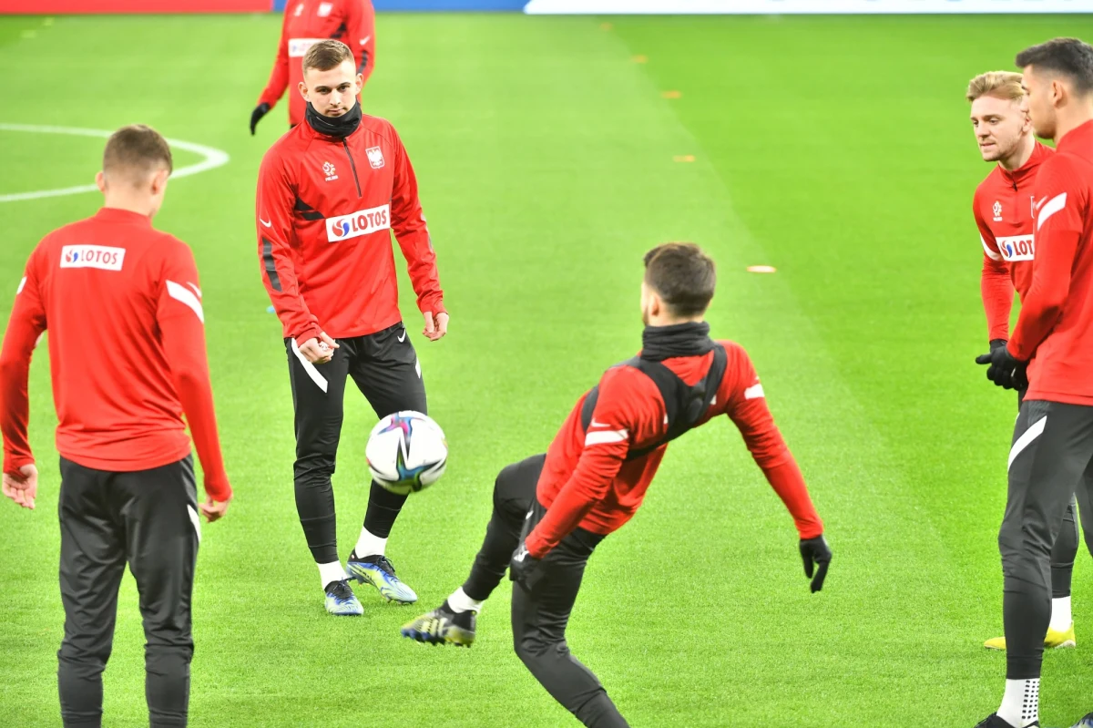 Piłkarska reprezntacja Polski w czasie zbliżających się mistrzostw Europy będzie mieszkała w Sopocie. PZPN potwierdził, że biało-czerwoni będą latać na mecze z naszego kraju.