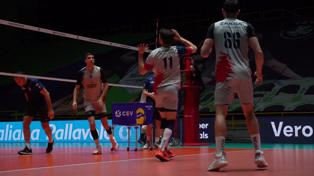 W sobotę Grupa Azoty ZAKSA Kędzierzyn-Koźle zagra z Itasem Trentino w finale Ligi Mistrzów. Jak wyglądają przygotowania? Sprawdźcie, co działo się na piątkowym treningu. Źródło: Grupa Azoty ZAKSA Kędzierzyn-Koźle