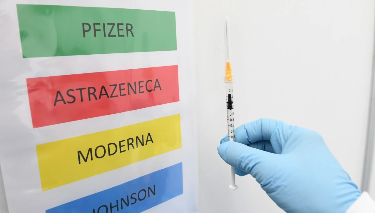 Światowa Organizacja Zdrowia (WHO) umieściła w piątek szczepionkę Moderny na liście dopuszczonych do stosowania w nadzwyczajnej sytuacji spowodowanej pandemią Covid-19. To piąta szczepionka, która uzyskała oficjalną aprobatę WHO.