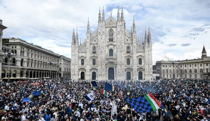 Włochy: 30 tys. kibiców w tłumie. ​Wirusolodzy załamują ręce