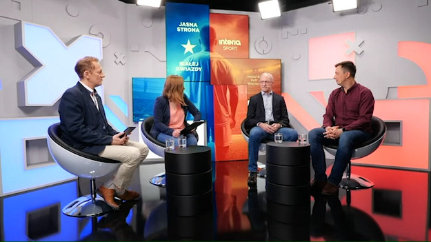Dziennikarze Interii Michał Białoński, Piotr Jawor i Justyna Krupa dyskutowali o bieżących sprawach związanych z Wisłą Kraków. Wiślacy zremisowali ostatni mecz u siebie z Legią 0-0. Gościem specjalnym był Franciszek Smuda.