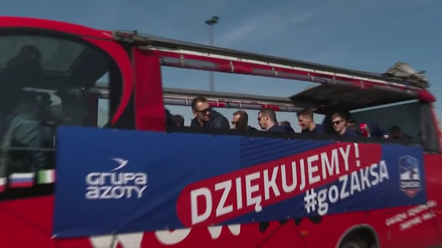 We wtorek odbyła się feta po zakończonym w fenomenalnym stylu sezonie Grupa Azoty ZAKSY Kędzierzyn-Koźle. Przed rozpoczęciem świętowania o swoich odczuciach opowiedział Dominik Depowski.