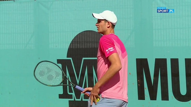 Trzy piłki meczowe miał w drugim secie meczu z Johnem Millmanem Hubert Hurkacz. Mimo to Polak przegrał z Australijczykiem spotkanie I rundy turnieju Mutua Madrid Open 7:5, 6:7 (7), 3:6. Pojedynek trwał dwie godziny 21 minut.
