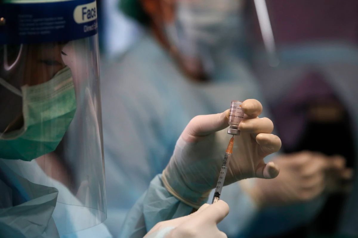 Z powodu masowych szczepień dorosłych obecnie aż ponad jedna piąta wykrywanych w USA przypadków koronawirusa przypada na dzieci. Rok temu infekcje u nieletnich stanowiły jedynie 3 procent spośród wszystkich zdiagnozowanych.