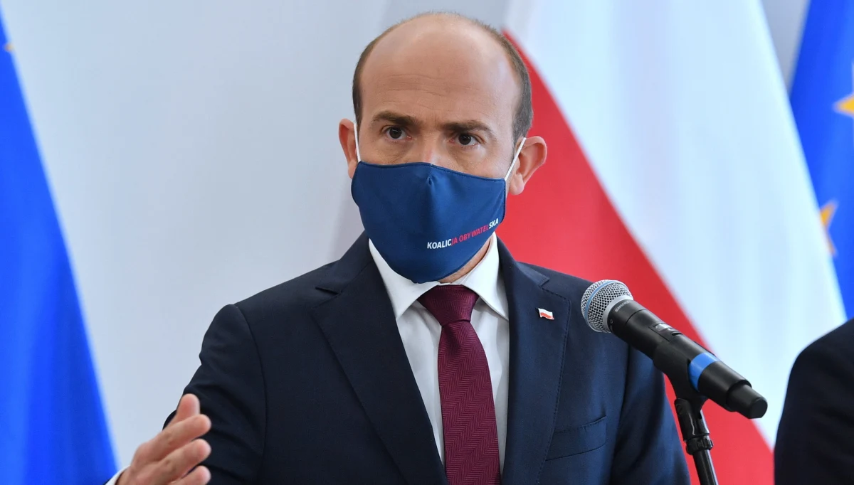 Będę chciał zbudować koalicję z PSL i Polską 2050 Szymona Hołowni - powiedział w Polsat News lider PO Borys Budka. Zapowiedział, że po zakończeniu ograniczeń związanych z pandemią rusza w Polskę, by odwracać niekorzystną tendencję widoczną w sondażach.